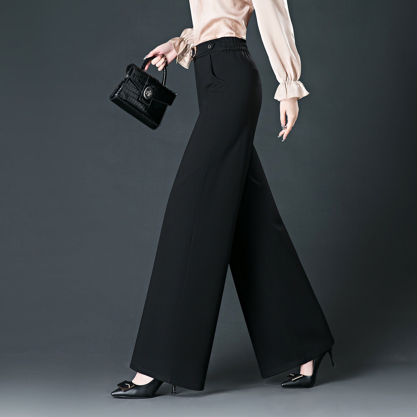 LUXURIOUS CLOTH